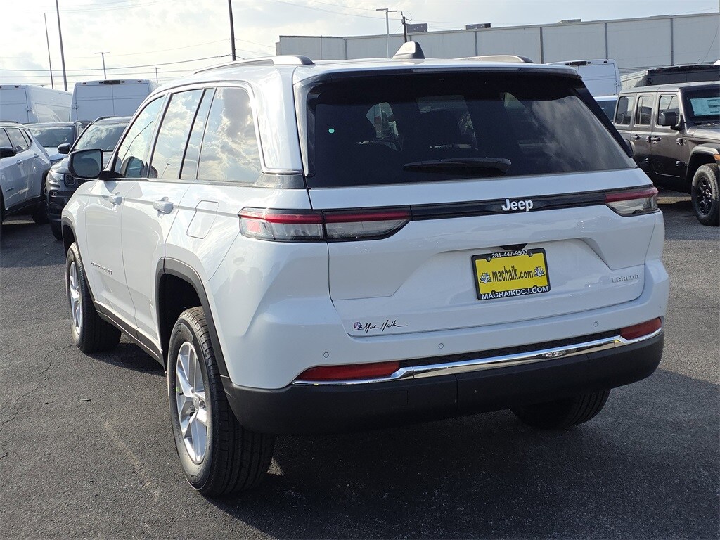 New 2025 Jeep Grand Cherokee LAREDO X 4X2 Sport Utility
