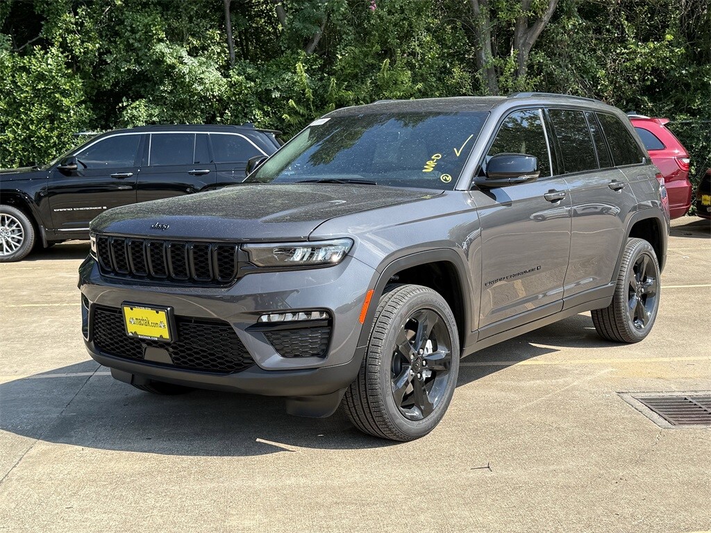 2025 Jeep Grand Cherokee Limited photo 4