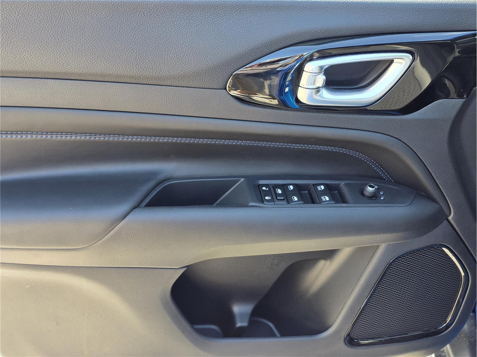 2026 Jeep Compass Altitude Special Edition - Photo 8