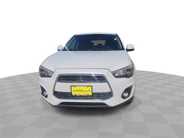 2014 Mitsubishi Outlander Sport SE photo 3