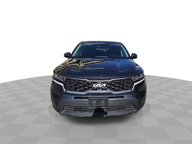 2022 Kia Sorento LX photo 3