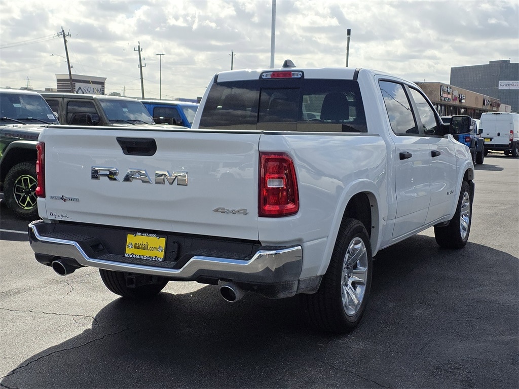 New 2026 Ram 1500 LONE STAR CREW CAB 4X4 5'7 BOX Pickup