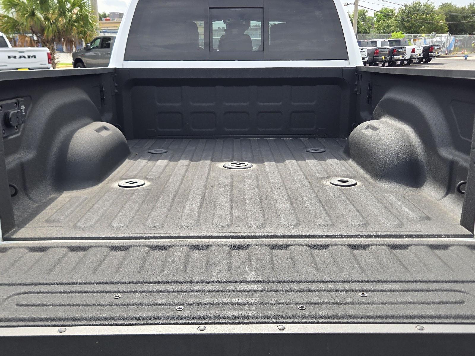 2025 RAM Ram 2500 Pickup Laramie - Photo 35