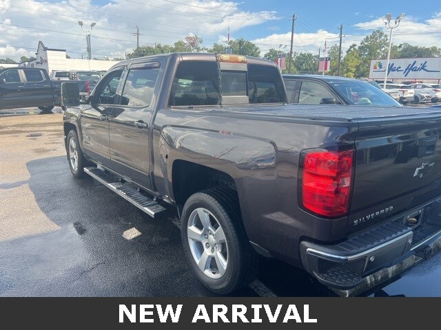 2015 Chevrolet Silverado 1500 LT photo 2