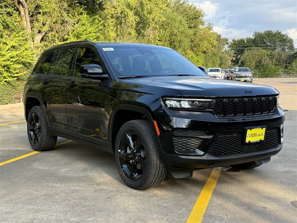 New 2025 Jeep Grand Cherokee ALTITUDE X 4X2 Sport Utility