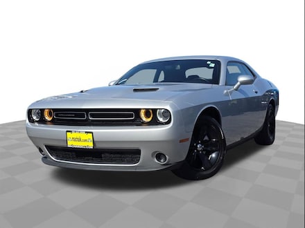 2021 Dodge Challenger SXT Coupe