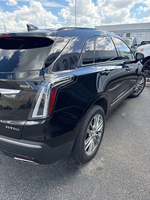 2024 Cadillac XT5 Sport photo 3