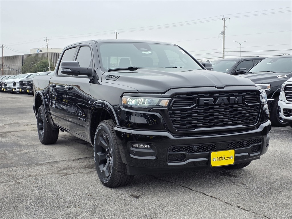 New 2026 Ram 1500 LONE STAR CREW CAB 4X4 5'7 BOX Pickup