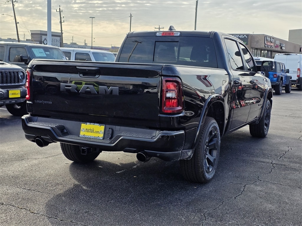 New 2026 Ram 1500 LONE STAR CREW CAB 4X2 5'7 BOX Pickup