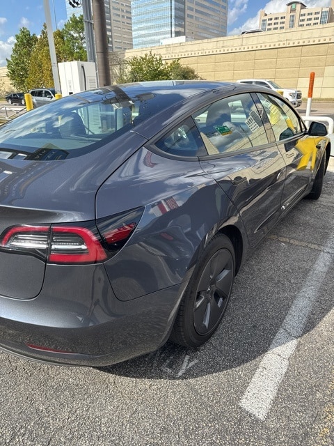 2023 Tesla Model 3 photo 2