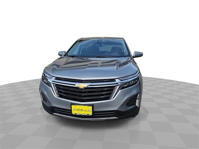 2023 Chevrolet Equinox LT photo 3