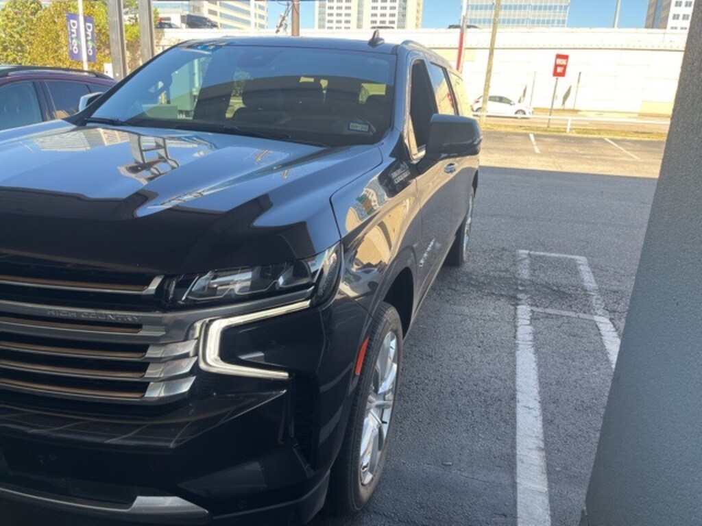 Used 2024 Chevrolet Suburban High Country SUV