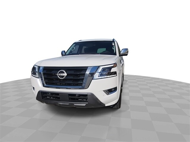2021 Nissan Armada Platinum photo 3