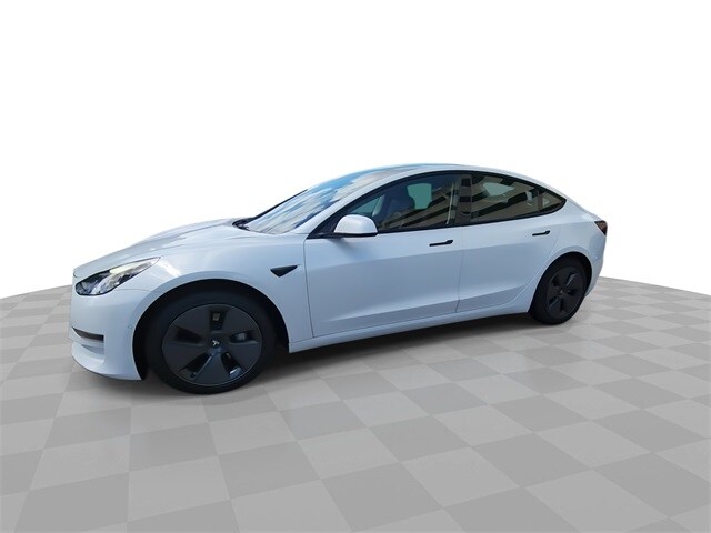 2022 Tesla Model 3 Long Range photo 4