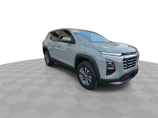 2026 Chevrolet Equinox LT photo 2