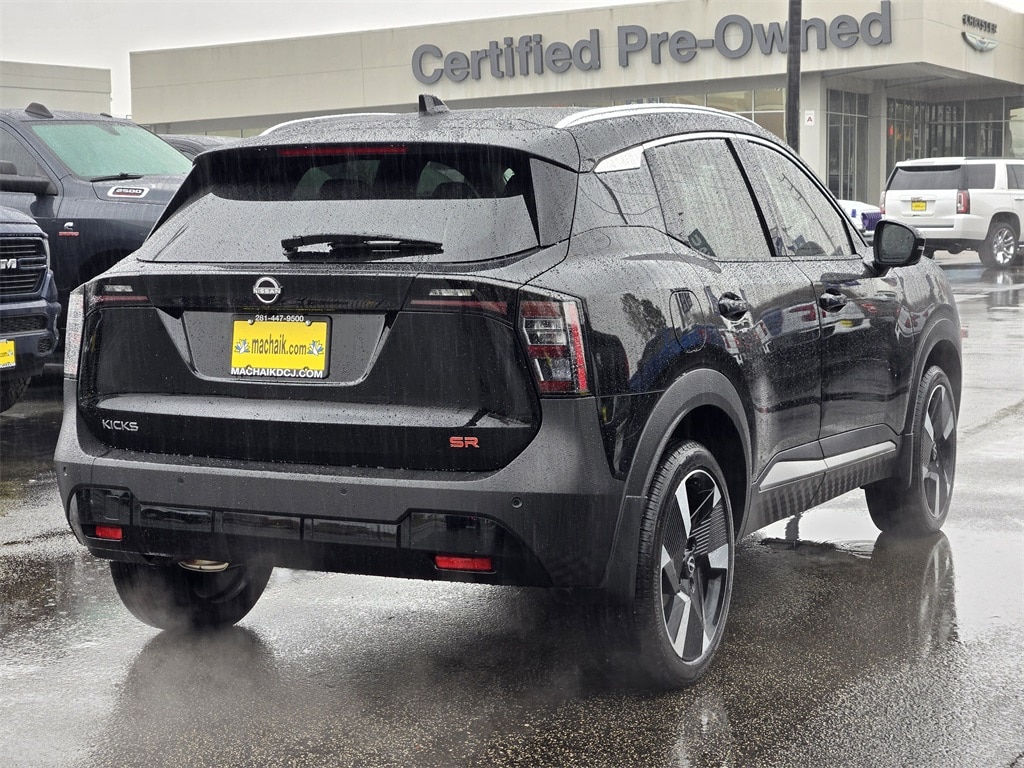 Used 2025 Nissan Kicks SR SUV