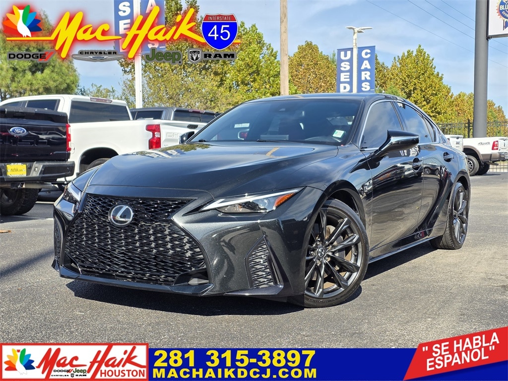 2024 Lexus IS 350 F SPORT DESIGN's photo