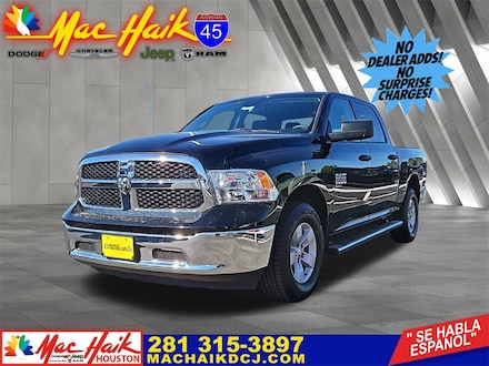 2024 Ram 1500 Classic TRADESMAN CREW CAB 4X4 5'7 BOX Pickup