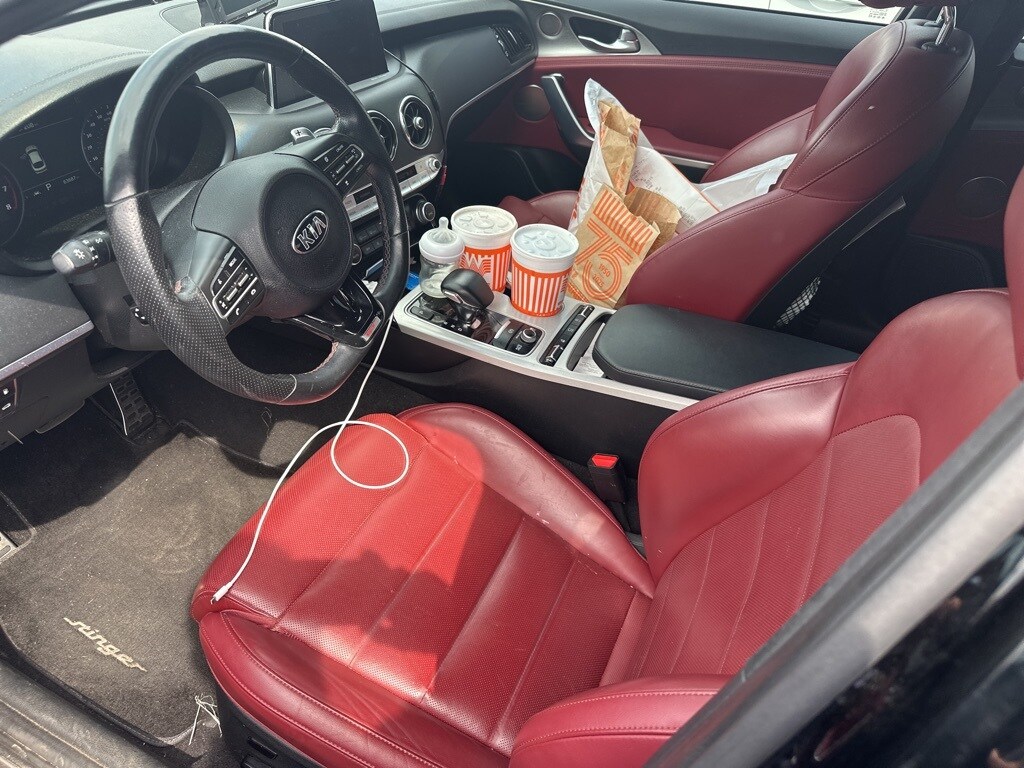 2020 Kia Stinger GT2 photo 2