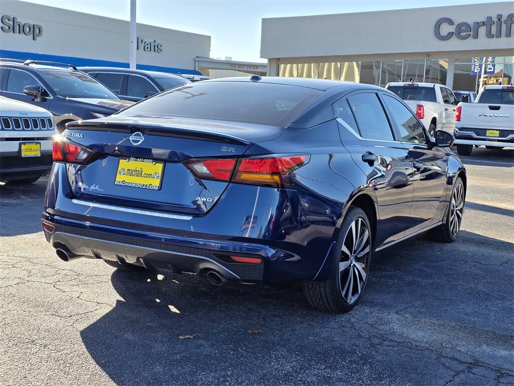 Used 2022 Nissan Altima 2.5 SR Sedan