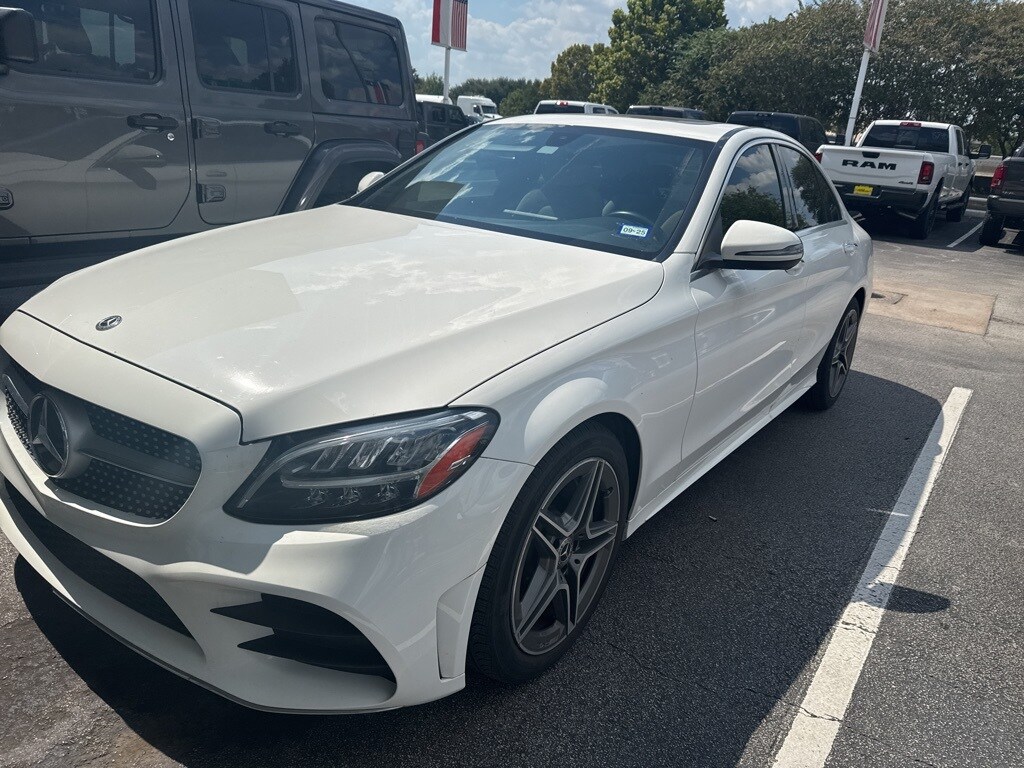 2019 Mercedes Benz C 300 photo 2