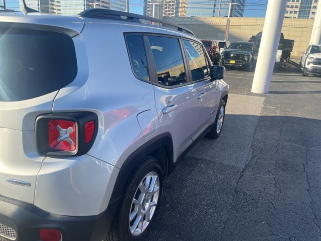 Used 2020 Jeep Renegade Latitude SUV