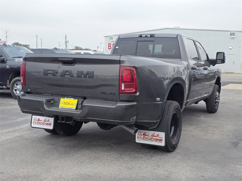 New 2026 Ram 3500 LONE STAR CREW CAB 4X4 8' BOX Pickup