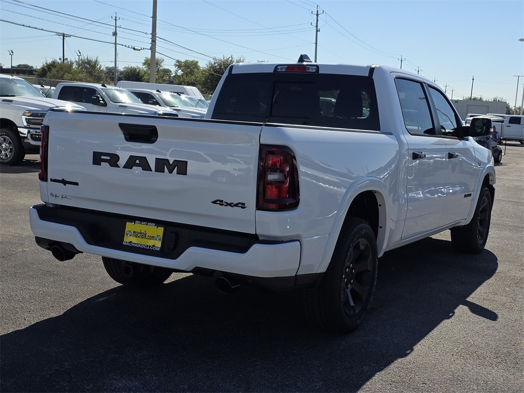 New 2026 Ram 1500 LONE STAR CREW CAB 4X4 5'7 BOX Pickup