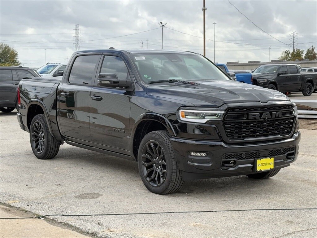 2025 Ram 1500 Limited photo 2