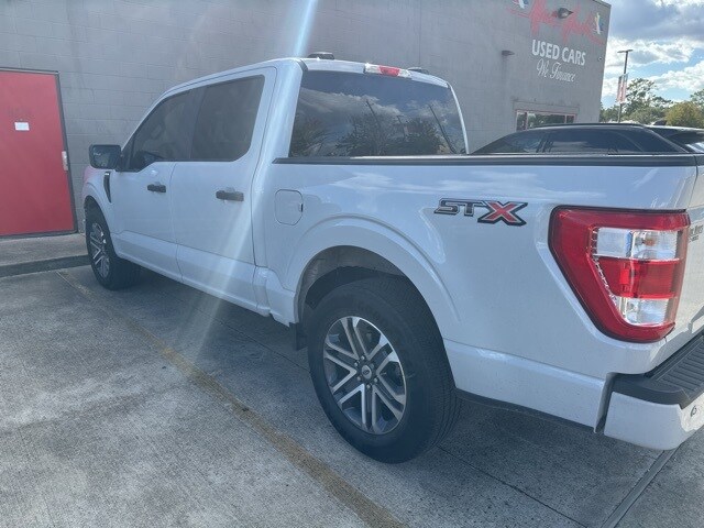 2021 Ford F-150 XL photo 2