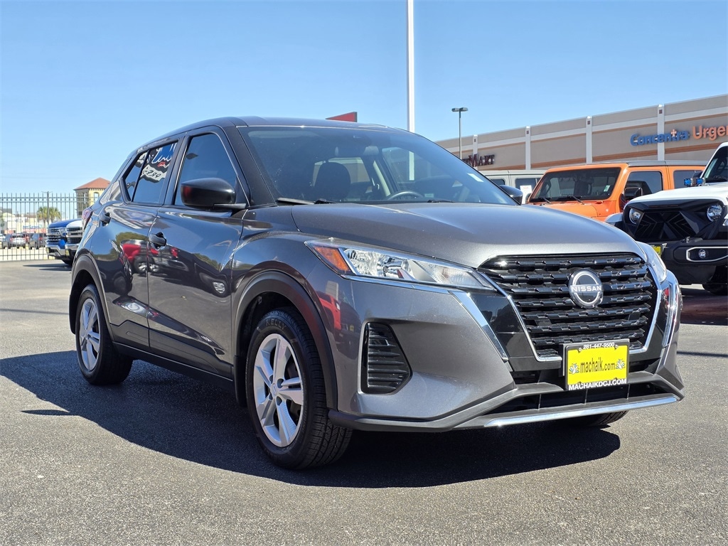 Used 2022 Nissan Kicks S SUV