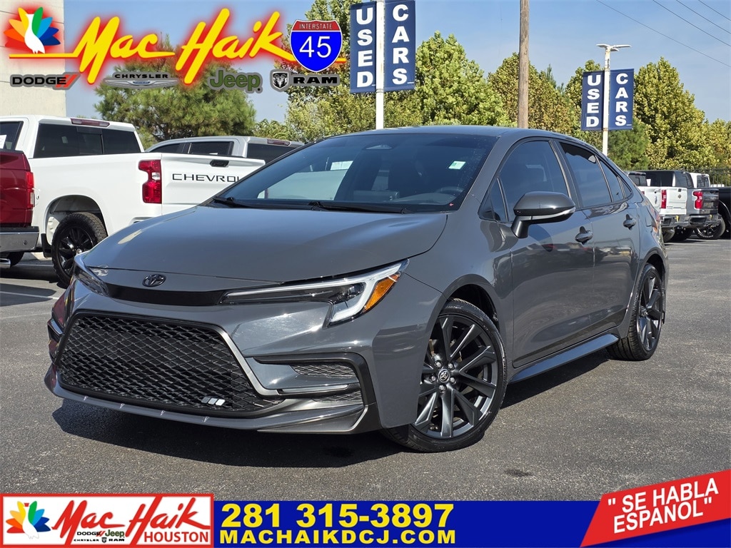 Used 2024 Toyota Corolla SE Sedan