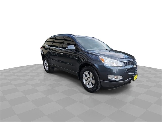 2012 Chevrolet Traverse photo 2