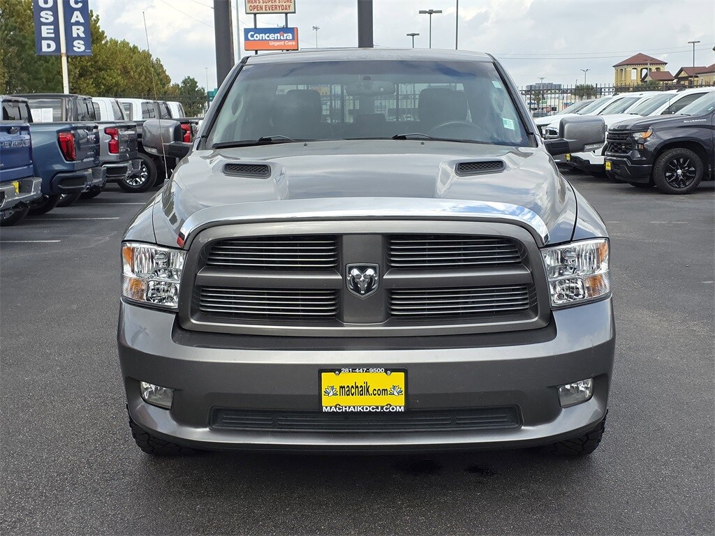 2011 Ram 1500 Sport photo 2