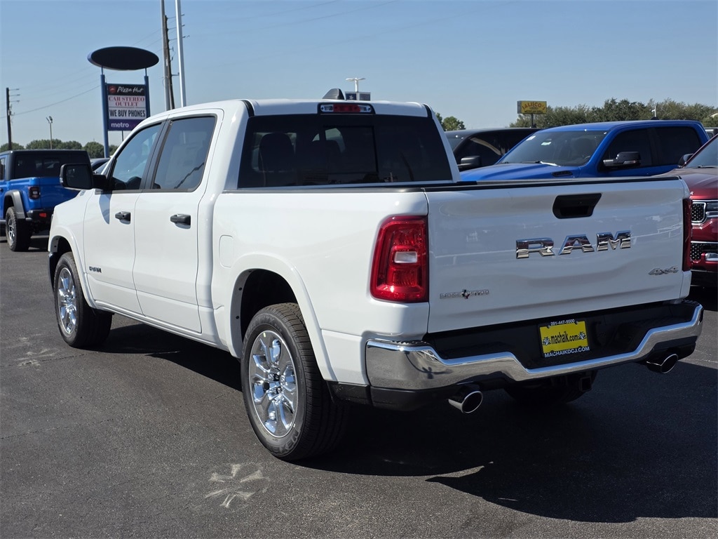 New 2026 Ram 1500 LONE STAR CREW CAB 4X4 5'7 BOX Pickup