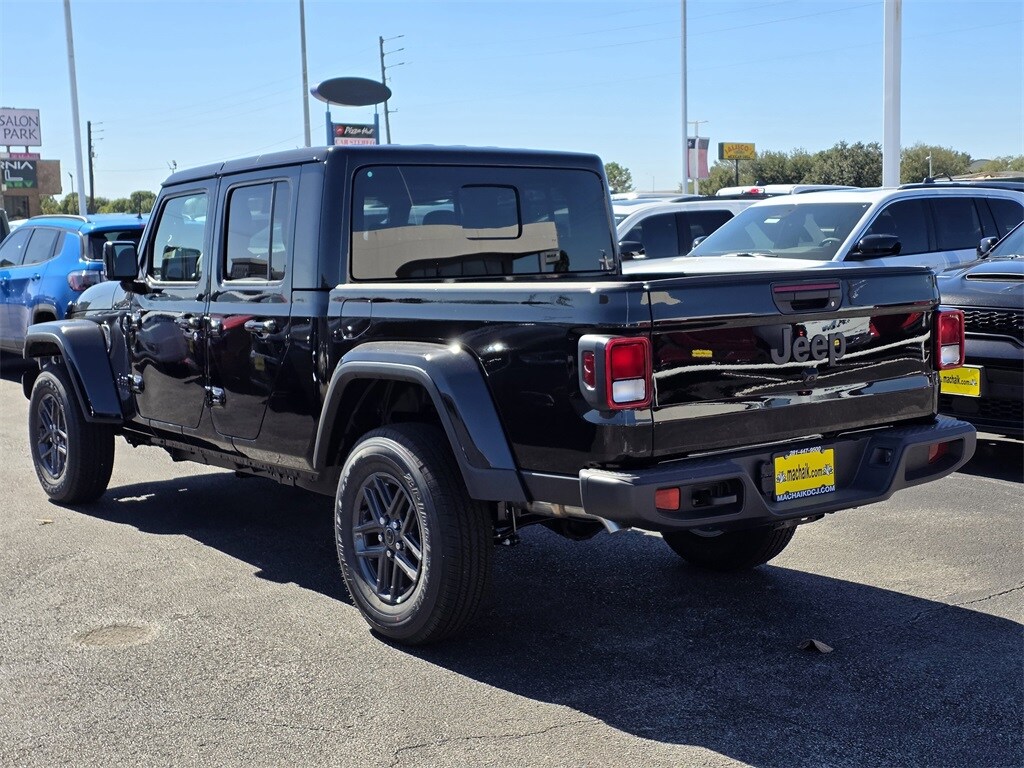 New 2025 Jeep Gladiator SPORT S 4X4 Pickup