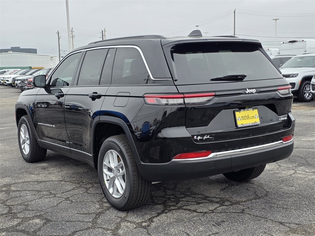 New 2025 Jeep Grand Cherokee LAREDO X 4X2 Sport Utility