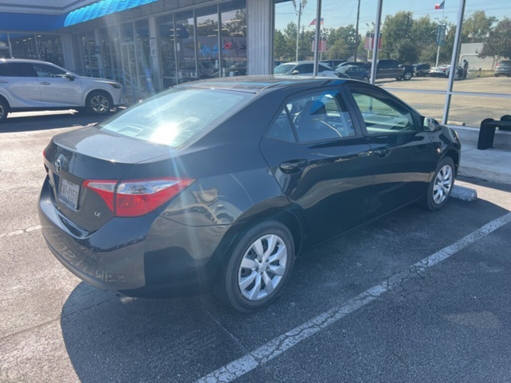 Used 2014 Toyota Corolla LE Sedan