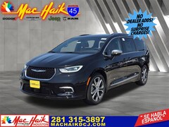 2026 Chrysler Pacifica PINNACLE Passenger Van