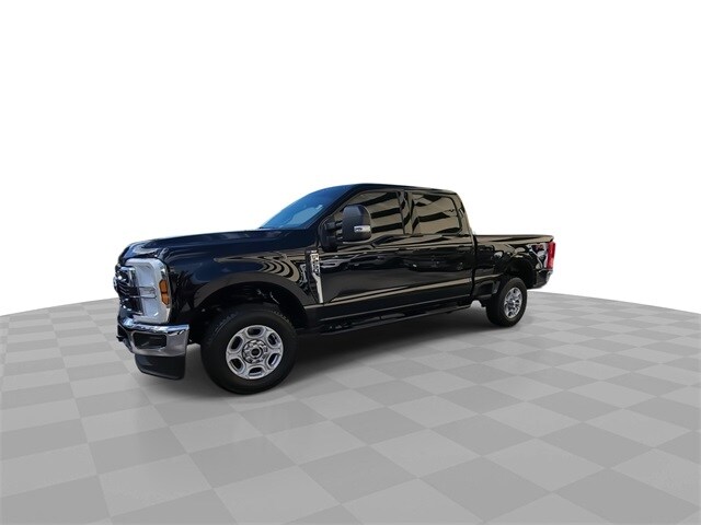 2025 Ford F-250 XLT photo 4