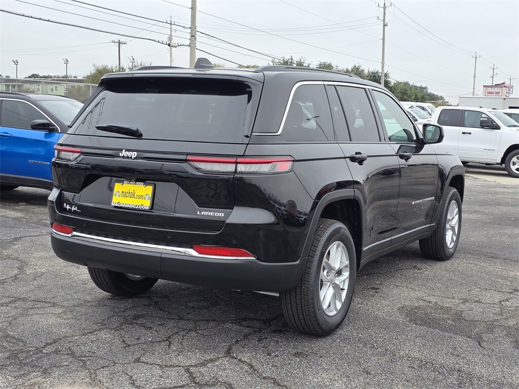 New 2025 Jeep Grand Cherokee LAREDO X 4X2 Sport Utility