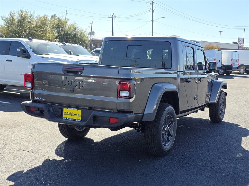 New 2025 Jeep Gladiator SPORT S 4X4 Pickup