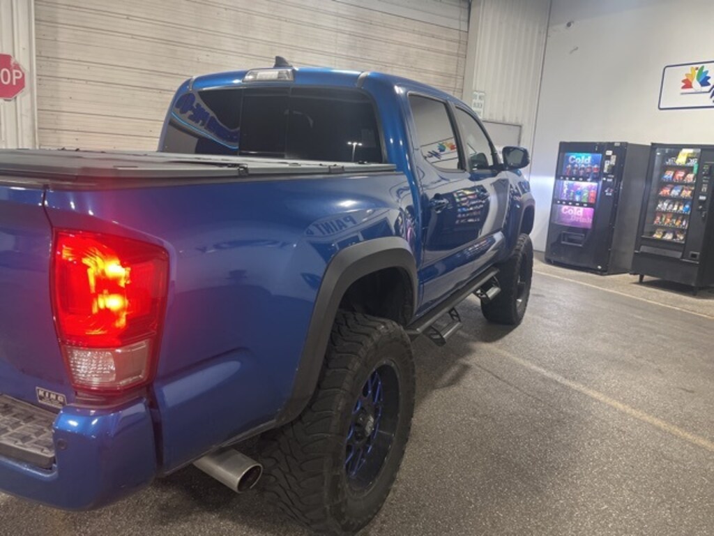 Used 2017 Toyota Tacoma TRD Sport Truck