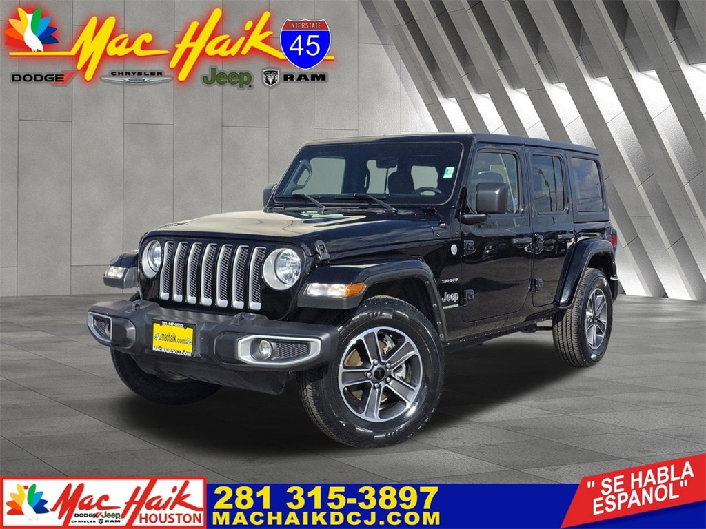 2023 Jeep Wrangler 4-Door Sahara's photo