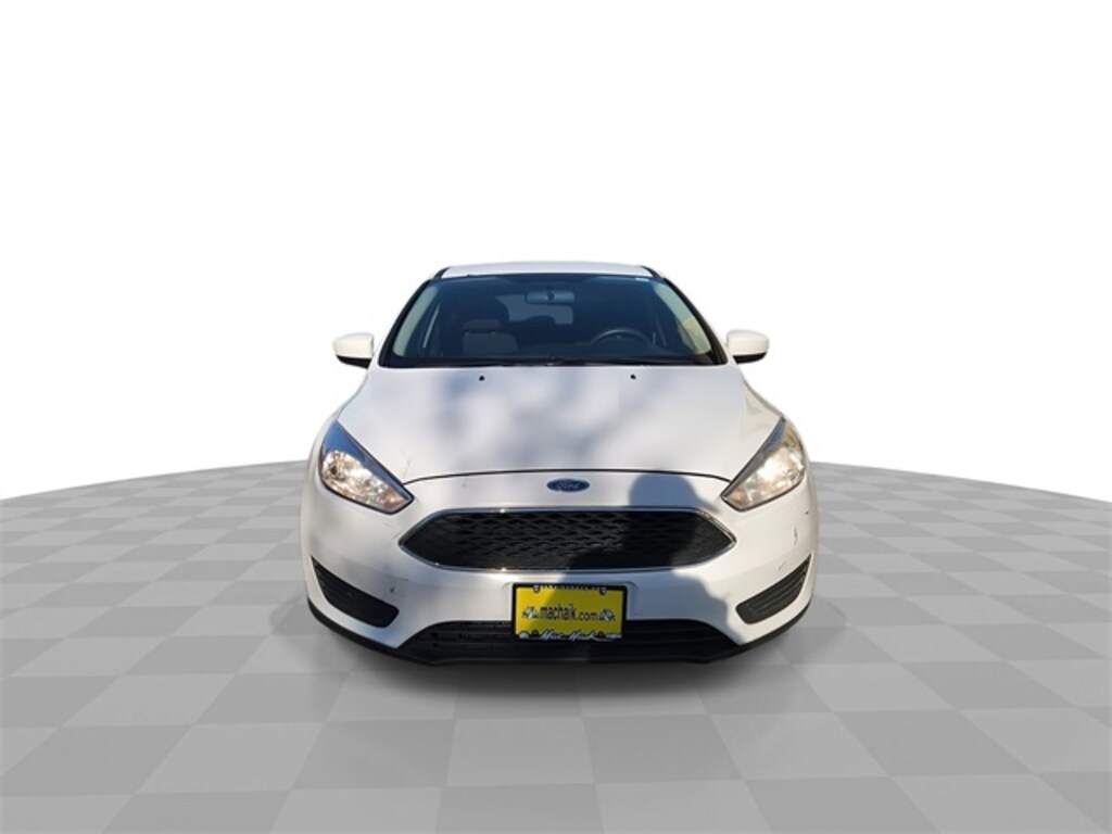 Used 2018 Ford Focus SE Hatchback