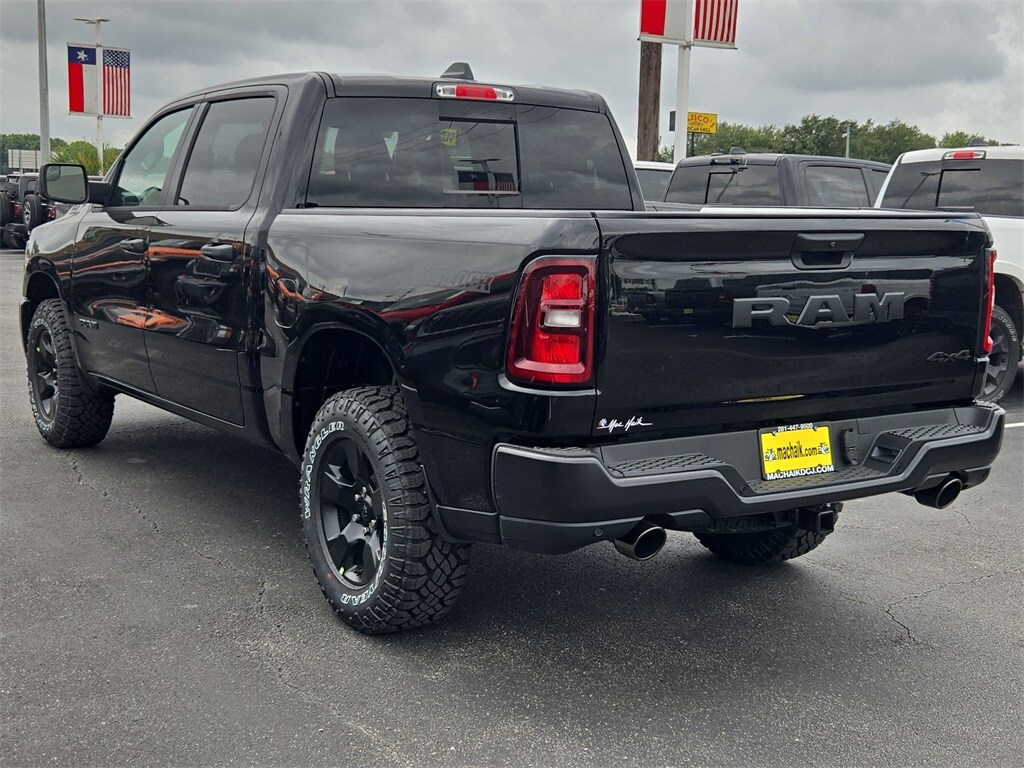 2026 Ram 1500 Warlock photo 3