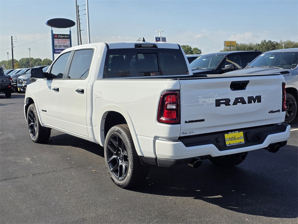 New 2026 Ram 1500 LARAMIE CREW CAB 4X4 5'7 BOX Pickup