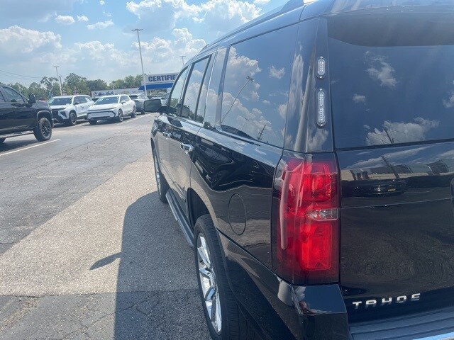2020 Chevrolet Tahoe Premier photo 3