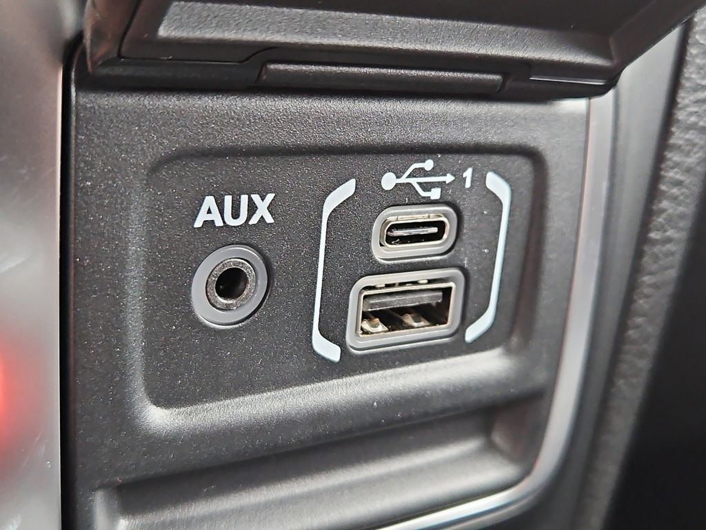 2025 Jeep Wrangler 4-Door Rubicon - Photo 13