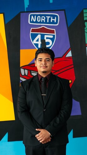 Staff member Bryan Lopez from b52571dd53d3